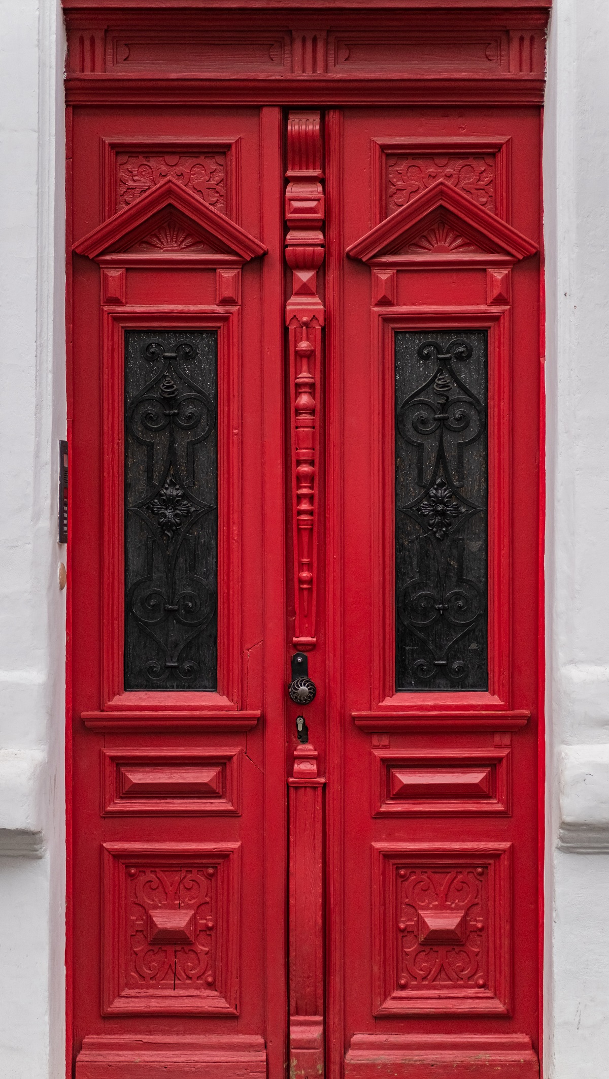 cervene vchodove dvere